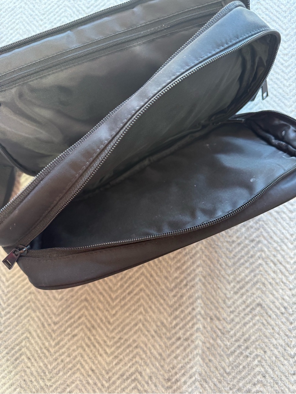 Black Brixley Toiletry Bag - Picture 4 of 4